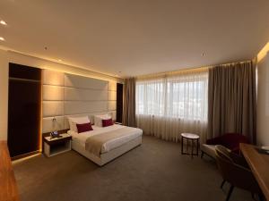 Double Room - Disability Access room in Hotel Mepas