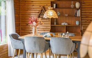 3 Bedroom Cozy Home In Sjællands Odde