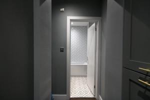 Stylish home close to the BEACH By ADLIV