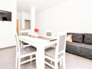 Apartment Zubčić-2 by Interhome