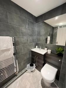 The Globe Apartments