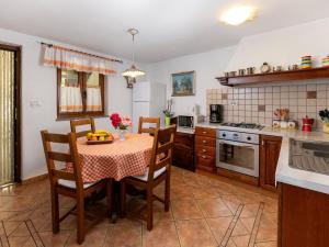 Holiday Home Gianni by Interhome