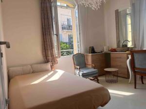 Joli studio avec mezzanine centre Cannes