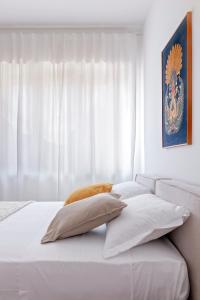 Windrose Angels House