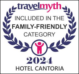 Triple Room room in Hotel Cantoria