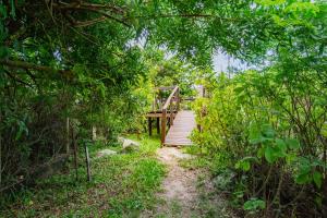 Sobrado Pé na Areia na Praia da Armação P143