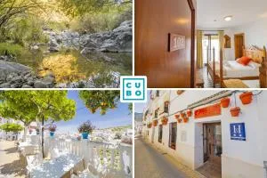 Cubo's Hostal La Plaza FAMILY with Breakfast - Tolox