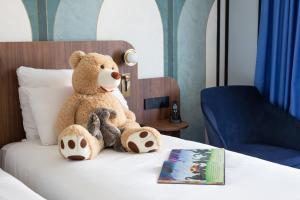 Hotels Hotel Plaza Biarritz Plage - Handwritten Collection : Communicating Superior Room with One Double Bed or Two Single Beds