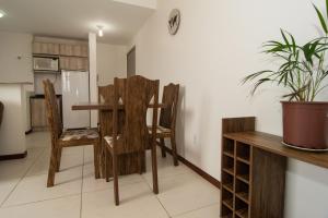 Apto 5 minutos da Praia no Campeche P1166