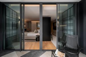 Savoy Insular VI by An Island Apart