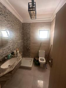 داون تاون سيتي ايدج العالمين الجديدة الساحل الشمالي