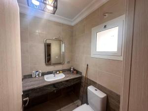 داون تاون سيتي ايدج العالمين الجديدة الساحل الشمالي