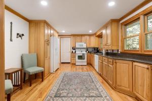 Torch Lake House Central Lake