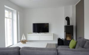 Haus Veronika links