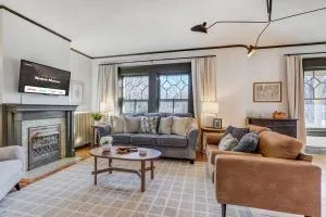 Noble Manor Near Top Spots Hot Tub BBQ - Papeton