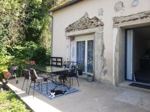 Maisonnette au coeur du circuit des 24h du Mans