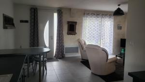 Maisonnette au coeur du circuit des 24h du Mans