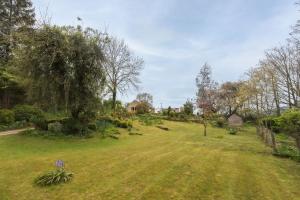 Oker Farm - Luxury farmhouse with hot tub in the Peak District