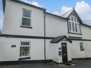 The Coach House - 道利什