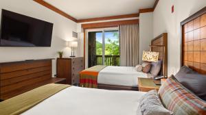 1310A 2bdrm - Lodge At Spruce Peak - Stowe Mt Resort- Ski in Ski out - Sleeps 8