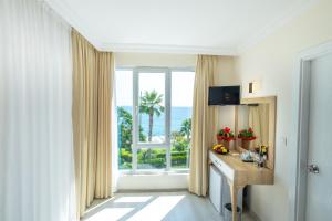 Viking Beach Hotel & Spa