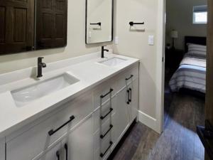 The Monarch at Monarch Mine (Unit B, lower level)