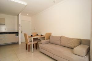 Apto Vista Mar, 100m da Praia nos Ingleses P704