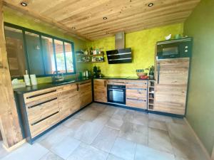 Chalets Le P'tit Curieux : photos des chambres