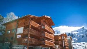 拉克雷斯塔木屋酒店 - 布勒伊-切尔维尼亚