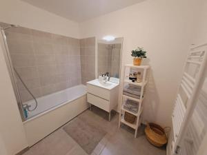 Cosy & Modern Flat Near Paris !