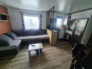 Mobil-home en camping proche de la mer - Kervoyal