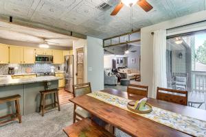 Marina Villa Condo at Lake Keowee with Fireplace