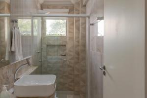 1 quadra da Praia na AvBrasil, Wi-fi 350mega P1188