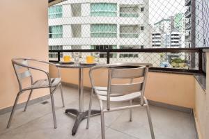 50 mts da Praia na Rua 3500, Garagem e Wi-fi P2101