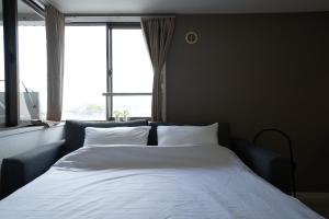 Nishinippori Guest House -Sendagi house- , elevator , private kitchen , private bathroom