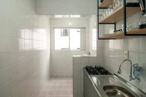 Ótima localização na Barra Sul, 250m do Mar XX1976