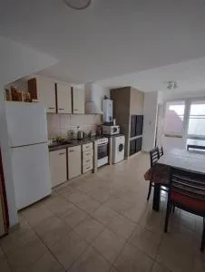 Verde Lima - Playa Unión