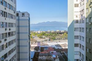 Aptos modernos no centro de Floripa - VLR