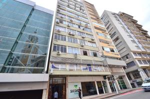 Estúdio no coração de Floripa, Praça XV N1133