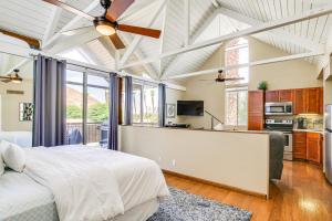Balcony and Views Pet-Friendly Indian Wells Unit