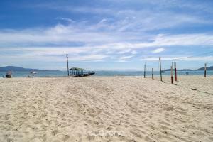 ILH - Apartamentos na beira do mar de Canasvieiras Floripa-SC