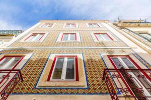 Lisbon Sun River View Balcony Apt