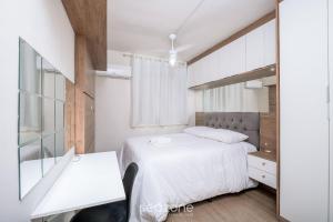 Apto em cond. cpiscina a 5min da praia MAR202