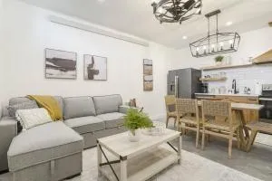 Alpine Den Private Flat Walk to South Main - 布埃纳维斯塔