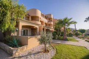 Quinta da Boa Nova - Cheerful and spacious 2-bedroom duplex - Estômbar