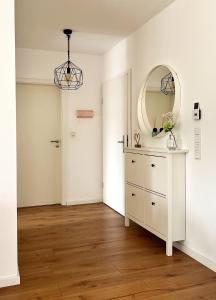 2 ZKB Apartment in Mannheim Küche - Parken - Großer TV