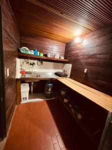 VIDAMAR, JUANCHACO. LADRILLEROS, LA BARRA