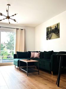 2 ZKB Apartment in Mannheim Küche - Parken - Großer TV