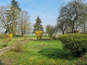 Villa spacieuse avec jardin, terrasse, et équipements complets à Baives, proche Belgique et Val Joly - FR-1-510-218