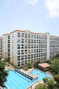 Twins staycation by wench in Cambridge condo